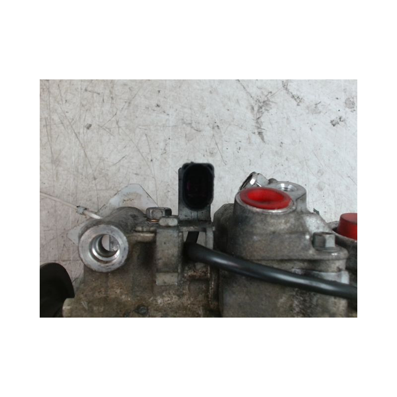 COMPRESSEUR AIR CONDITIONNE AUDI A6 2004-