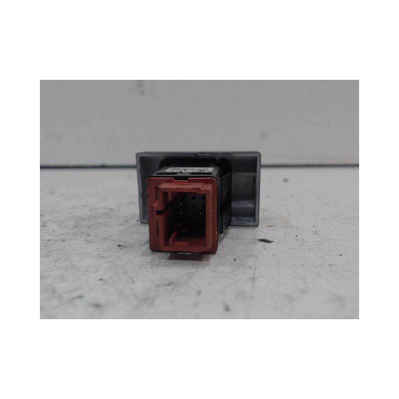 BOUTON DE WARNING OPEL VIVARO