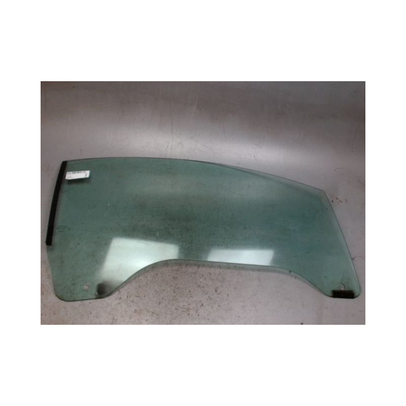 GLACE PORTE AVD PEUGEOT 207 CC
