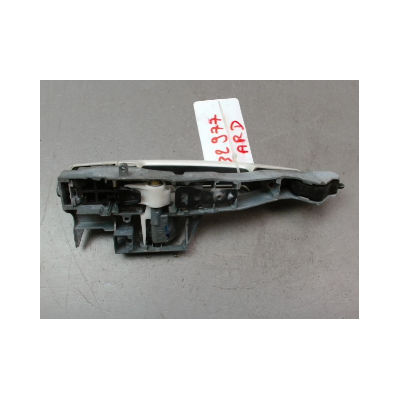 POIGNEE EXTERIEURE PORTE ARRIERE DROIT PEUGEOT 5008 MONOSP. I Phase 1 2009-2013