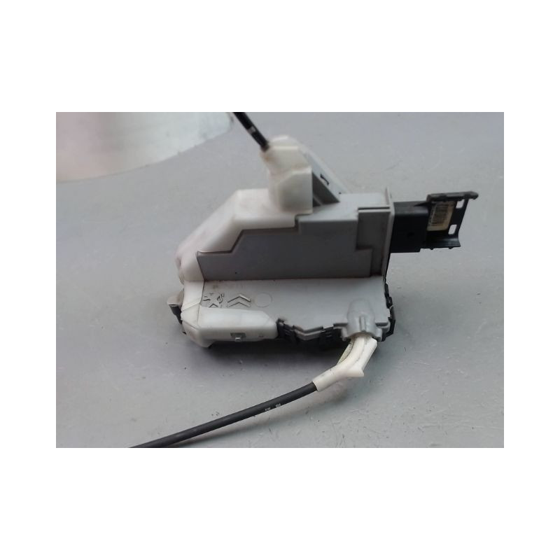SYSTEME CONDAMNATION ARRIERE DROIT PEUGEOT 5008 MONOSP. I Phase 1 2009-2013