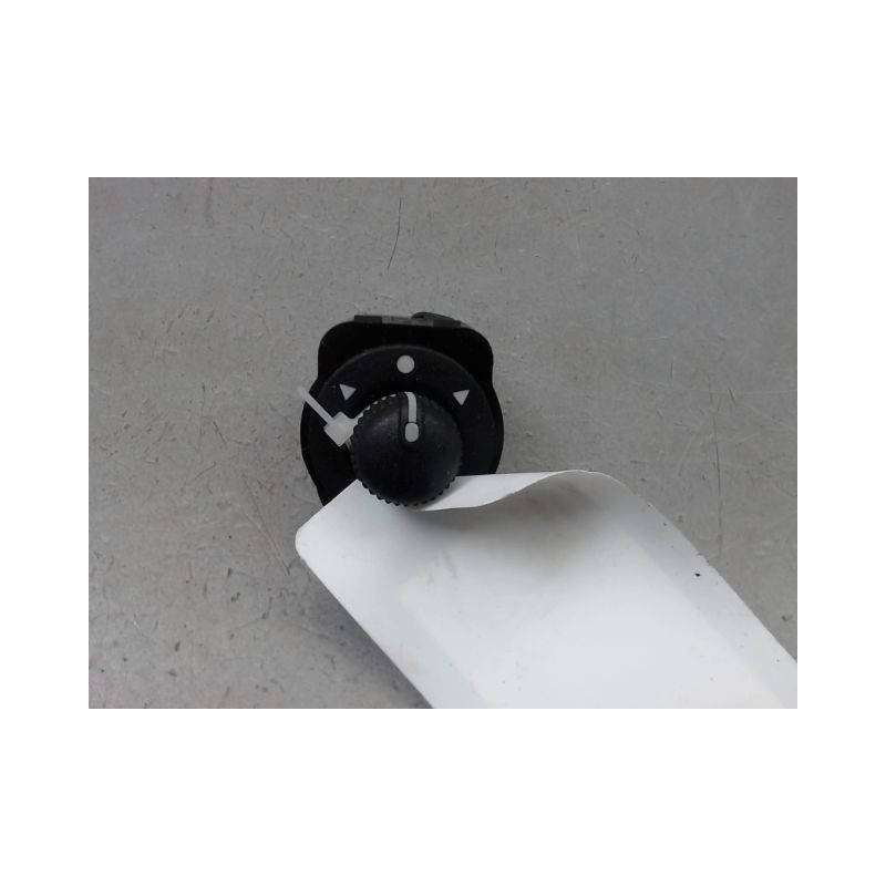 COMMANDE RETROVISSEUR EXTERIEUR ELECTRIQUE PEUGEOT BIPPER TEPEE 2008-...
