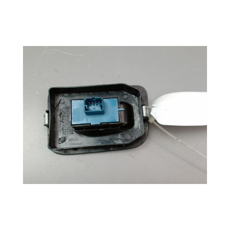 COMMANDE LEVE-GLACE PORTE AVD PEUGEOT BIPPER TEPEE 2008-...