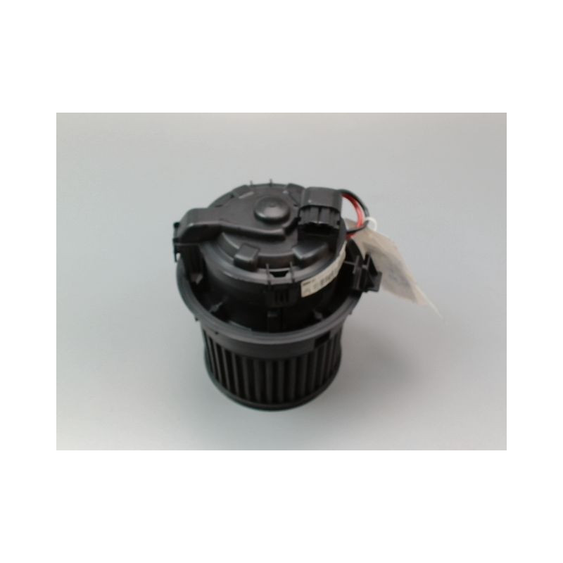 MOTEUR VENTILATEUR CHAUFFAGE PEUGEOT 208 Phase 1 2012-...