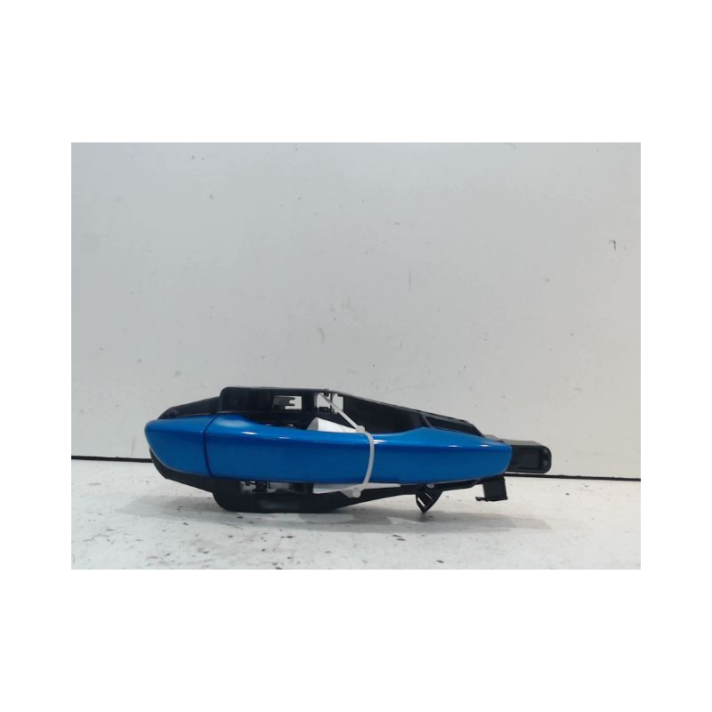 POIGNEE EXTERIEURE PORTE ARRIERE DROIT PEUGEOT 208