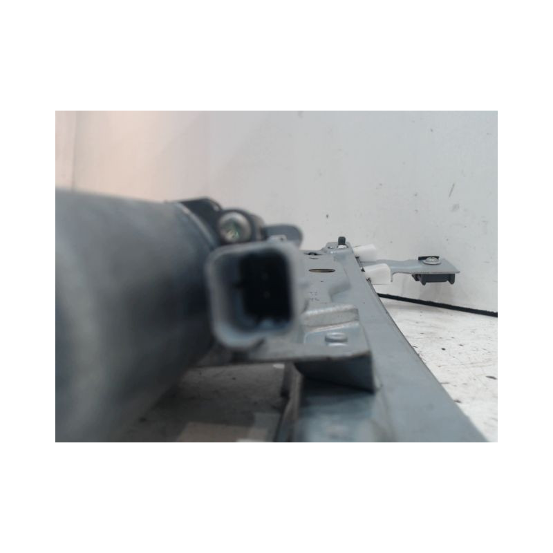 MECANISME+MOTEUR LEVE-GLACE AVANT DROIT PEUGEOT 207