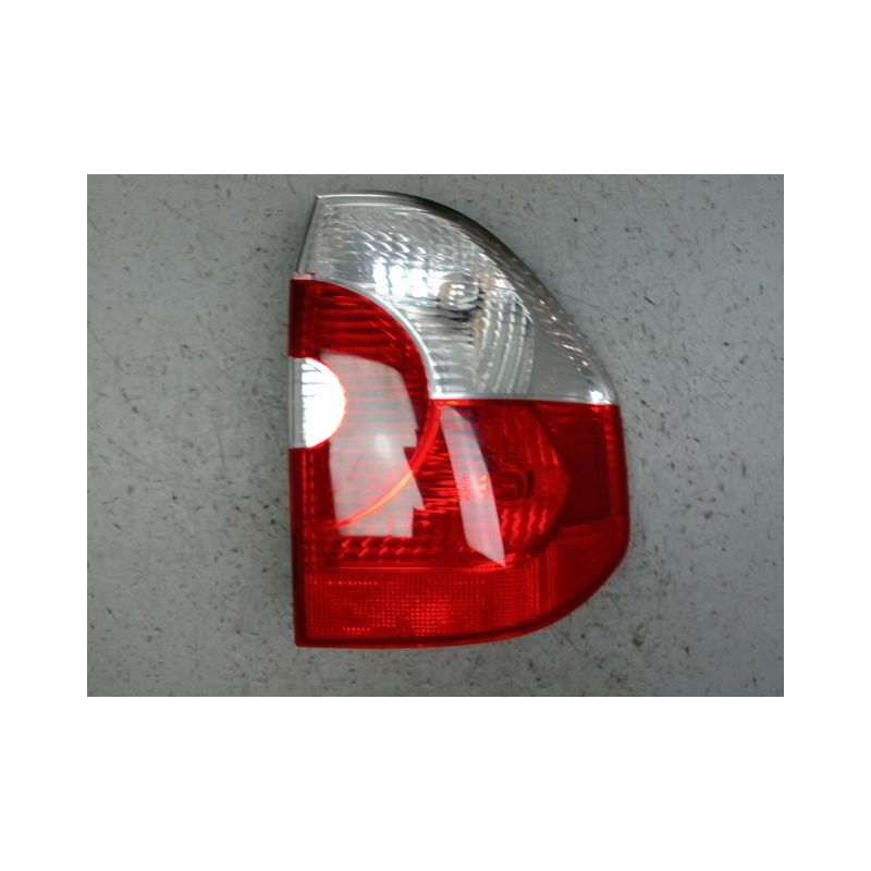 FEU ARRIERE DROIT BMW X3 3.0D