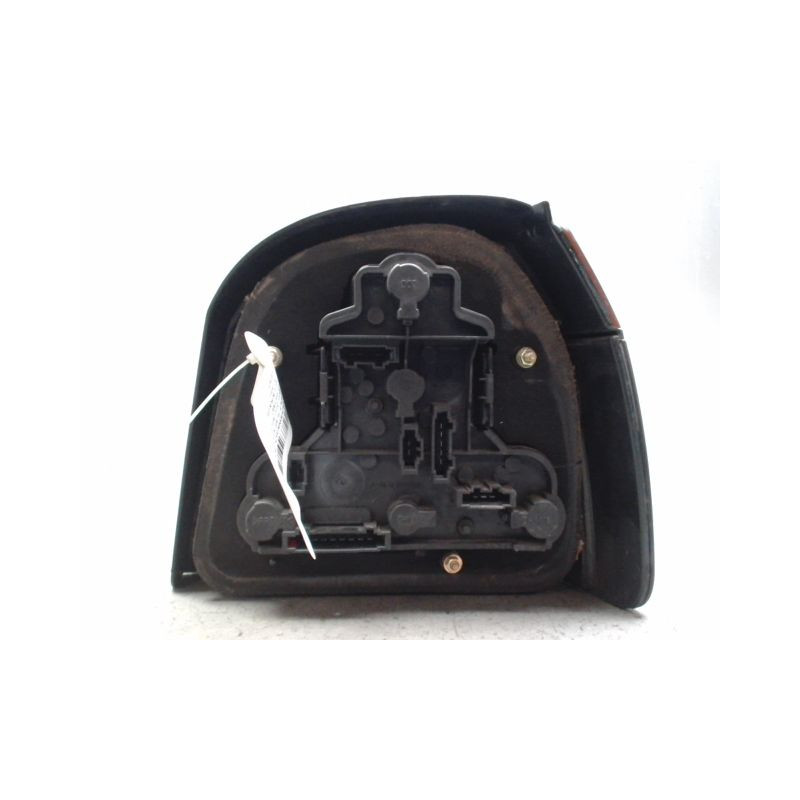 FEU ARRIERE GAUCHE  VOLKSWAGEN GOLF III 92-97