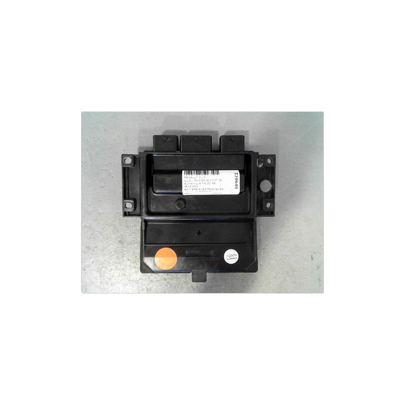 CALCULATEUR MOTEUR RENAULT CLIO II PH.2 01-06