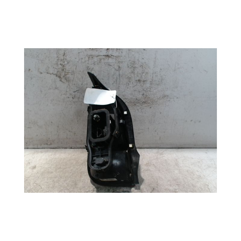 FEU ARRIERE DROIT VOLKSWAGEN UP