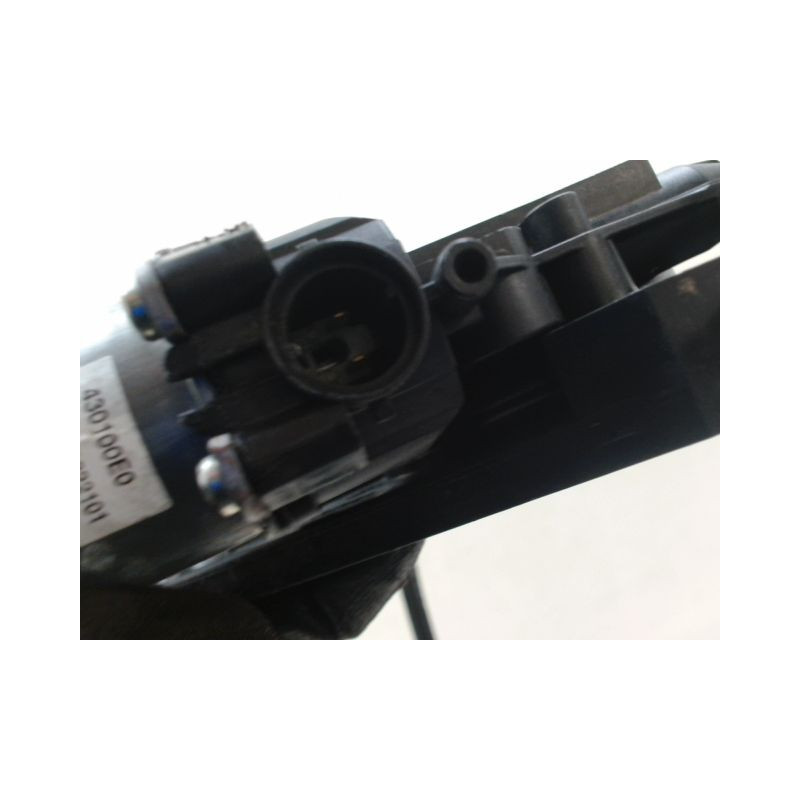 MECANISME+MOTEUR LEVE-GLACE AVANT DROIT PEUGEOT 108