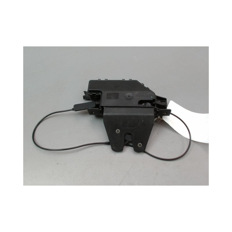 SERRURE HAYON  BMW SERIE 1 I Phase 2 (E87) 2007-2011