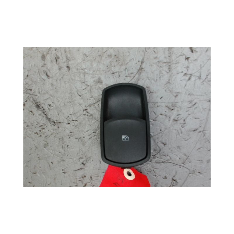 COMMANDE LEVE-GLACE PORTE AVD OPEL CORSA
