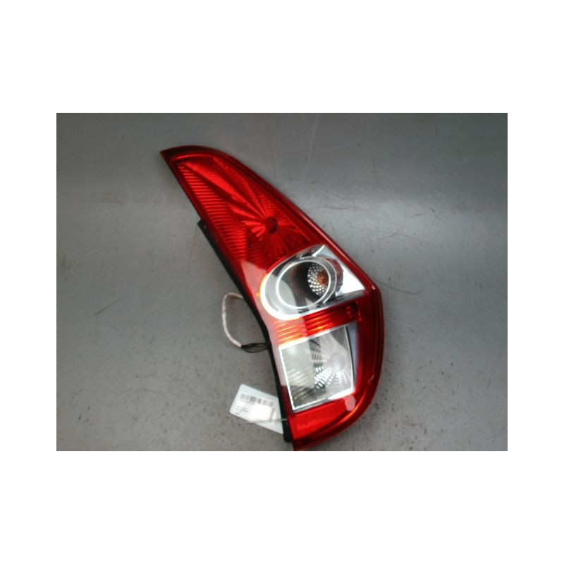 FEU ARRIERE DROIT SUZUKI SPLASH