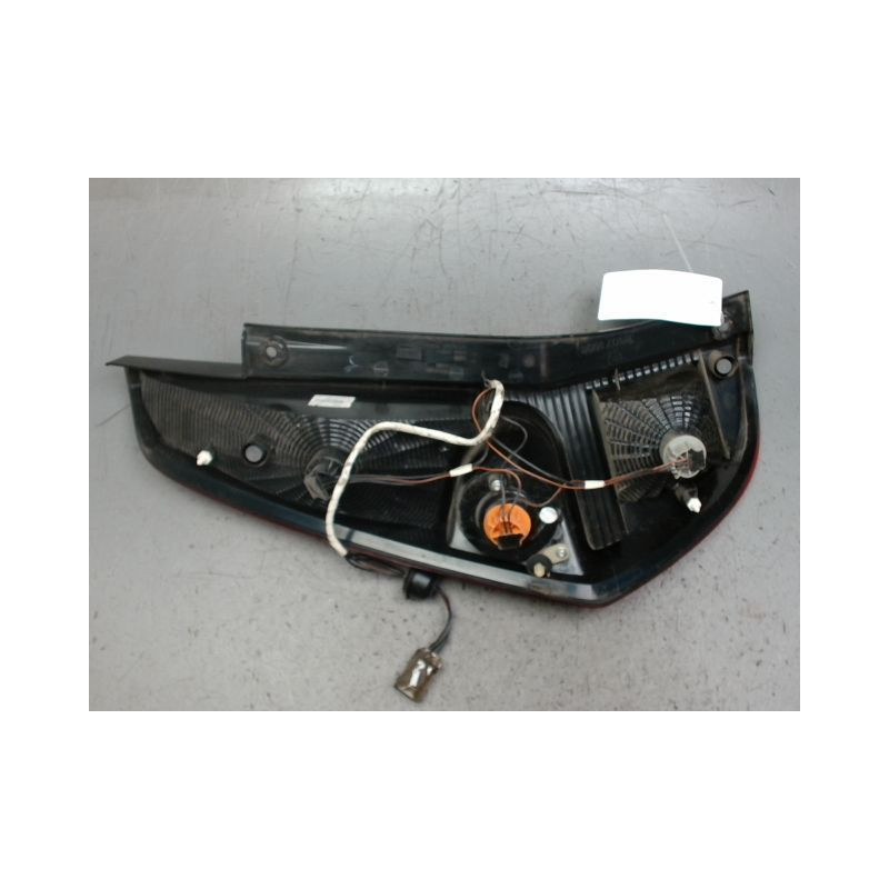 FEU ARRIERE DROIT SUZUKI SPLASH