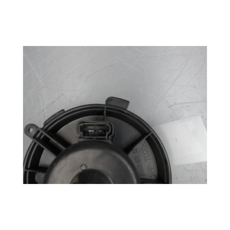 MOTEUR VENTILATEUR CHAUFFAGE PEUGEOT 206 5P