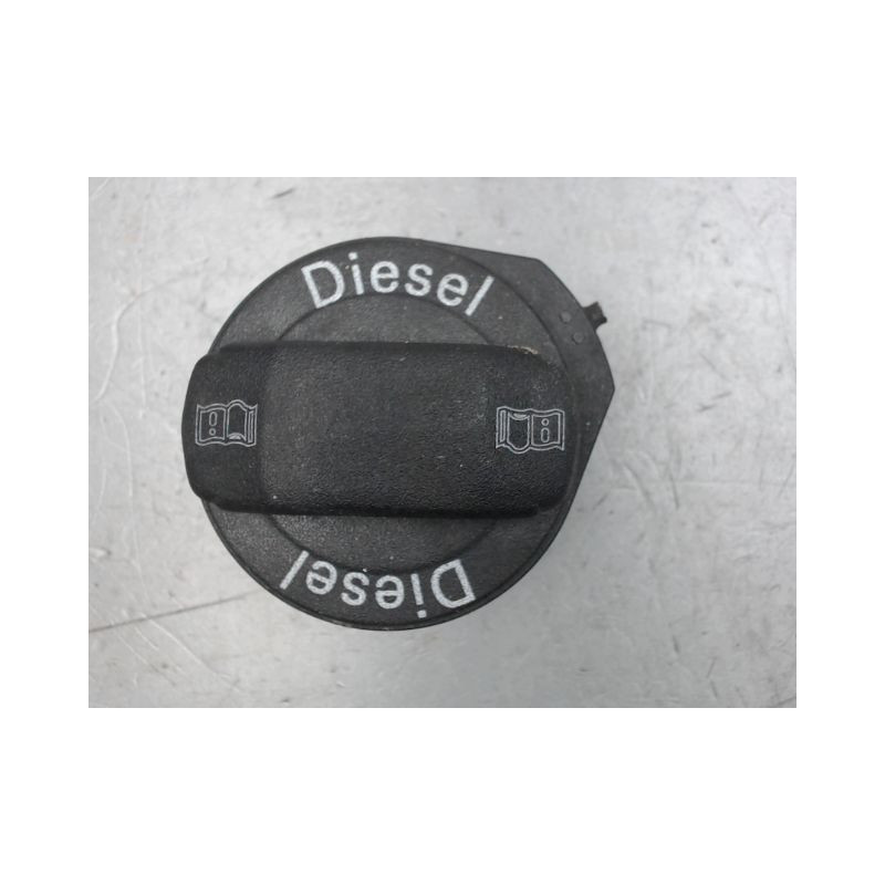 BOUCHON RESERVOIR A CARBURANT AUDI A6 2001-