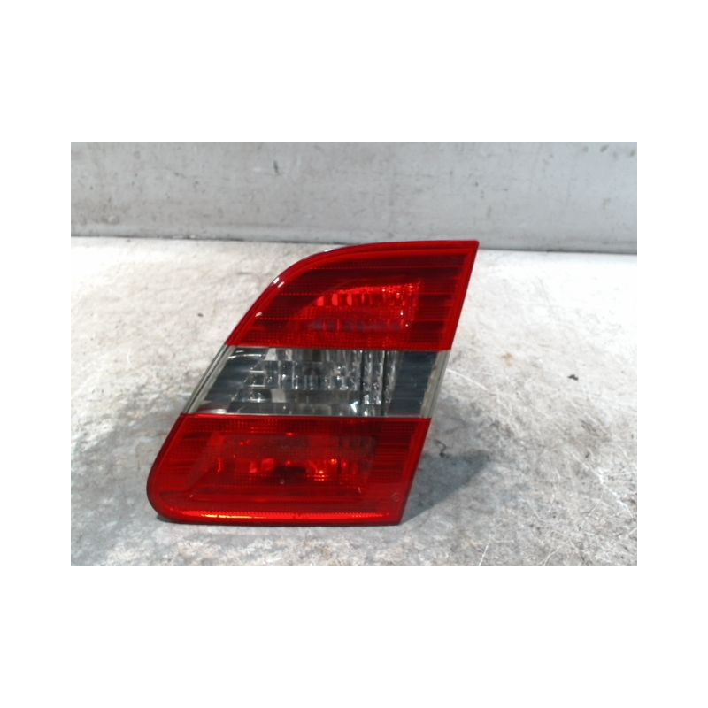 FEU ARRIERE INTERIEUR DROIT MERCEDES CLASSE B 2008-