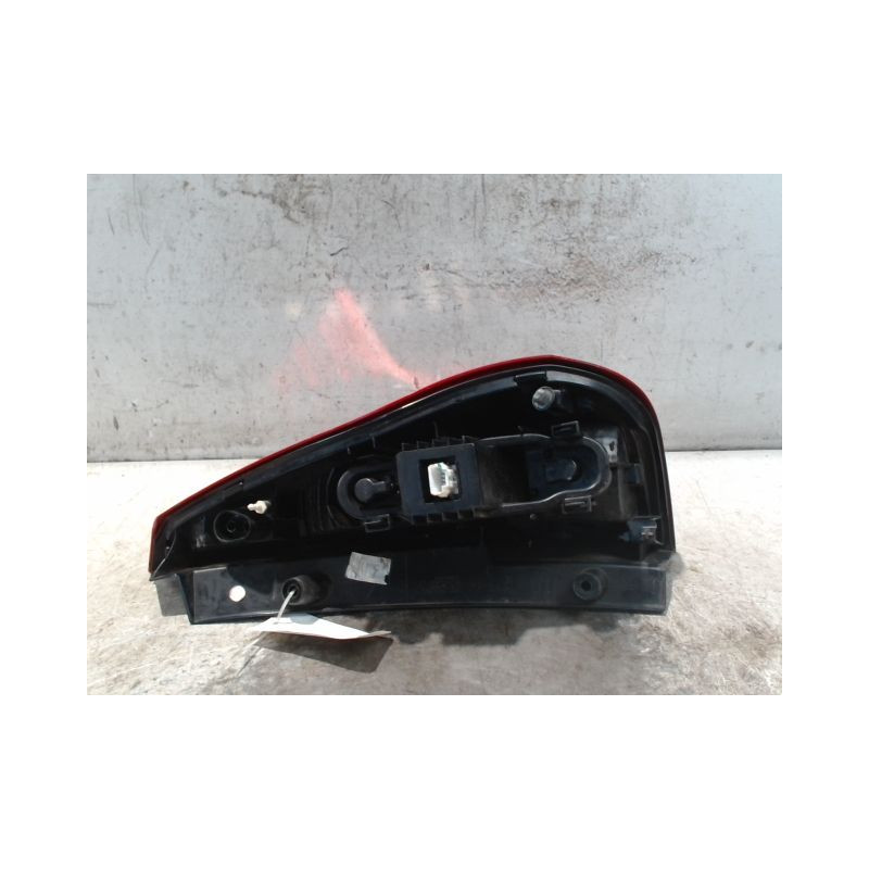 FEU ARRIERE GAUCHE  RENAULT SCENIC III 2009-