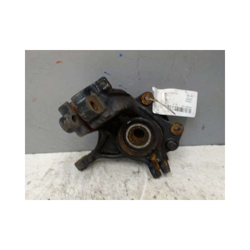PIVOT AVANT GAUCHE PEUGEOT 208