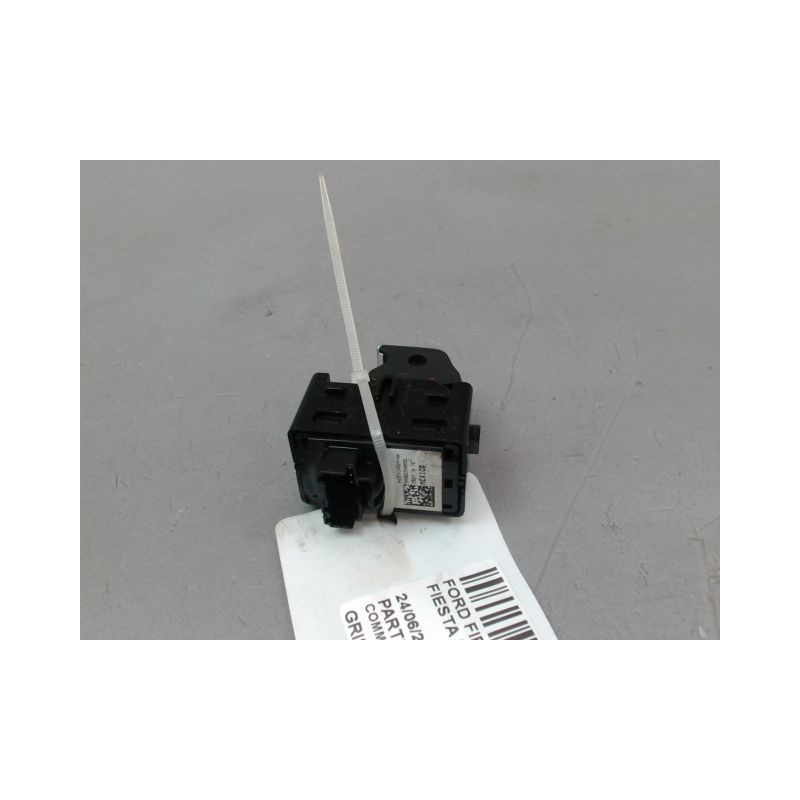 COMMANDE LEVE-GLACE PORTE ARD FORD FIESTA 2010-