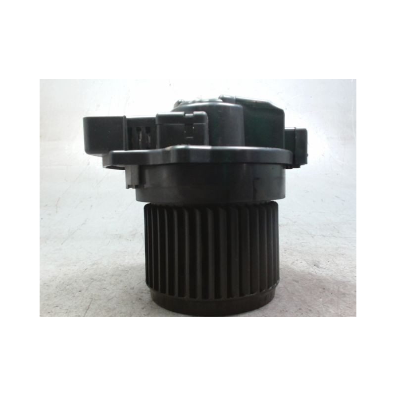 MOTEUR VENTILATEUR CHAUFFAGE TOYOTA IQ 2008-