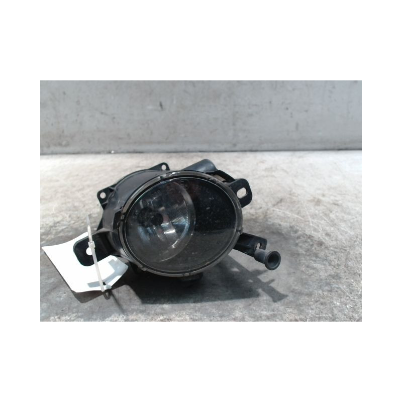 PHARE ANTIBROUILLARD AVANT DROIT OPEL ZAFIRA 2006-