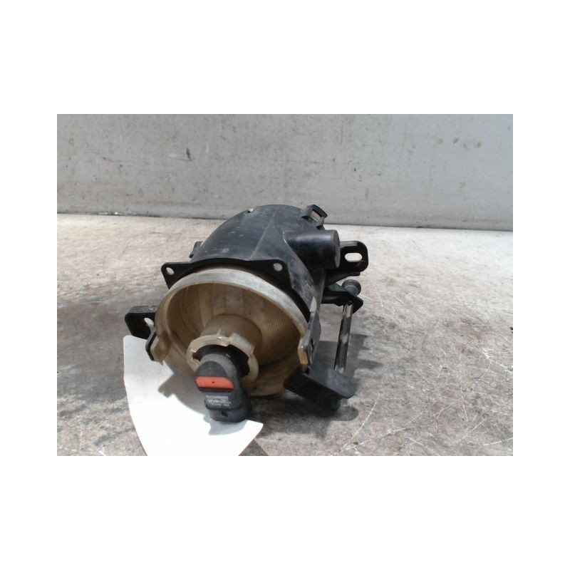 PHARE ANTIBROUILLARD AVANT GAUCHE OPEL ZAFIRA 2006-