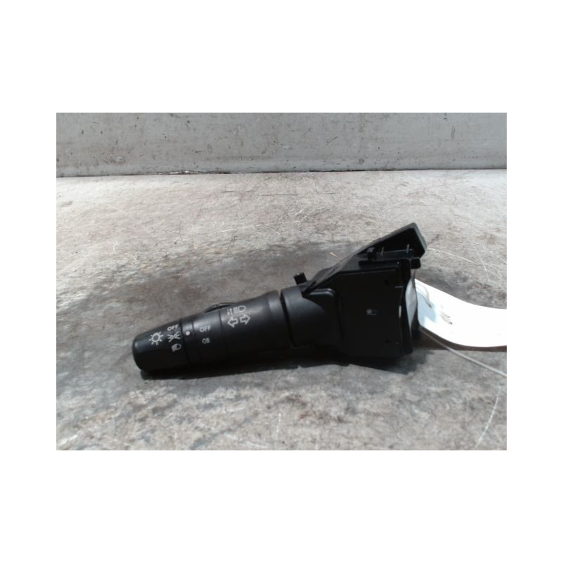 COMMANDE CLIGNOTANT NISSAN MICRA 2000-2003