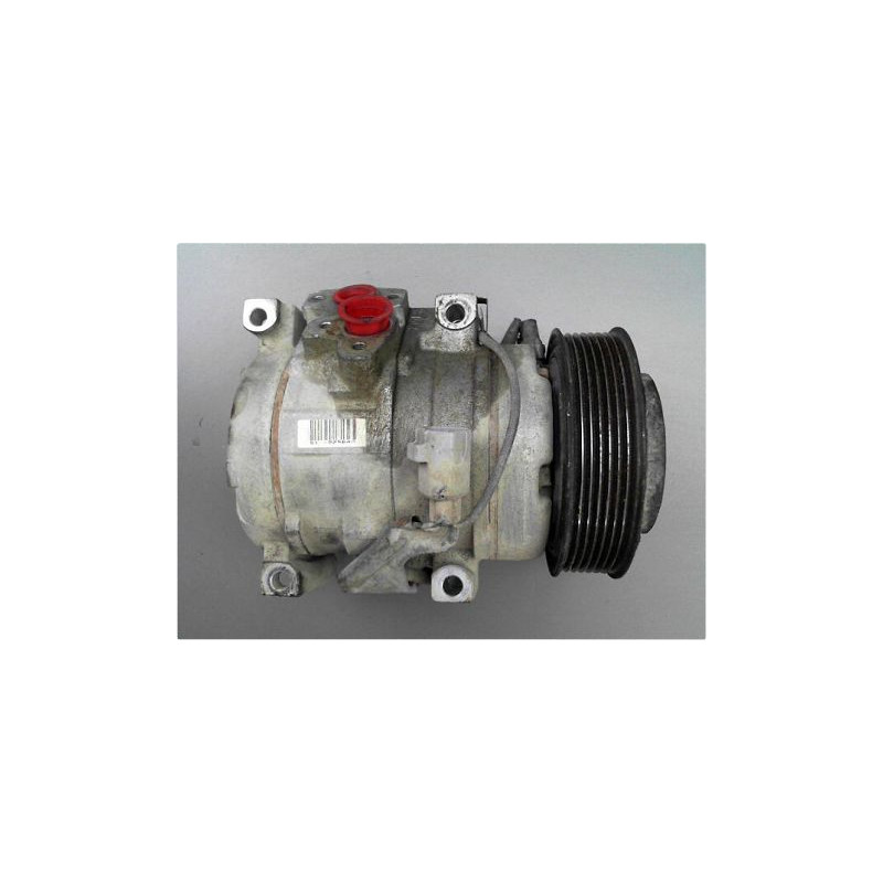 COMPRESSEUR AIR CONDITIONNE TOYOTA HI-ACE