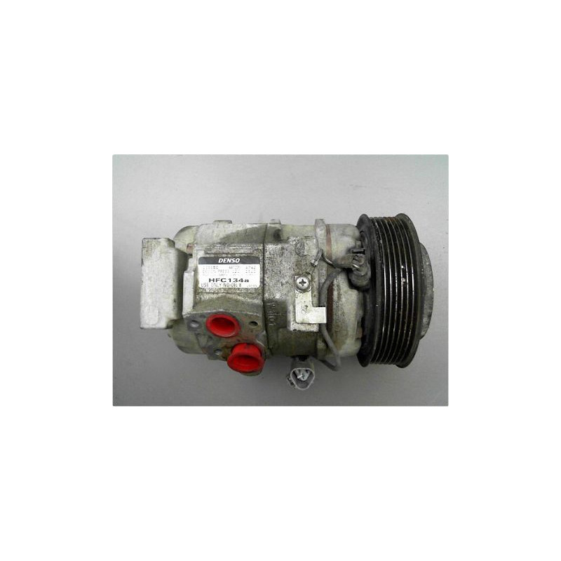 COMPRESSEUR AIR CONDITIONNE TOYOTA HI-ACE