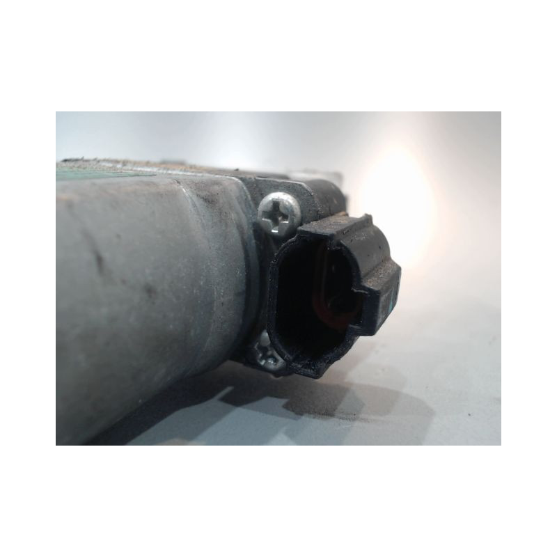 MECANISME+MOTEUR LEVE-GLACE AVANT DROIT CHEVROLET AVEO