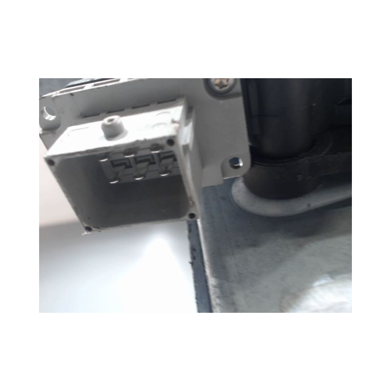 MECANISME+MOTEUR LEVE-GLACE AVANT DROIT OPEL CORSA