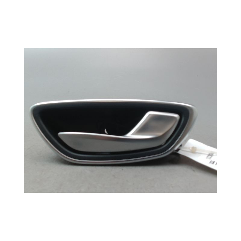 POIGNEE INTERIEURE PORTE AVANT DROIT RENAULT SCENIC