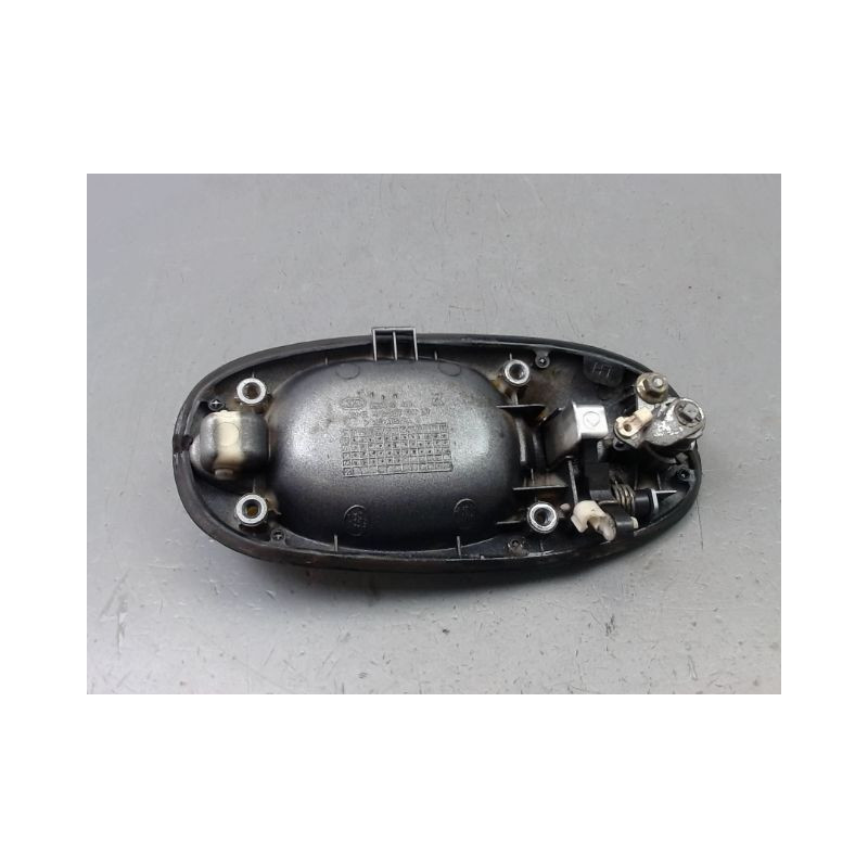 POIGNEE EXTERIEURE PORTE AVANT GAUCHE KIA CARNIVAL/SEDONA MONOSP. I 1999-2006
