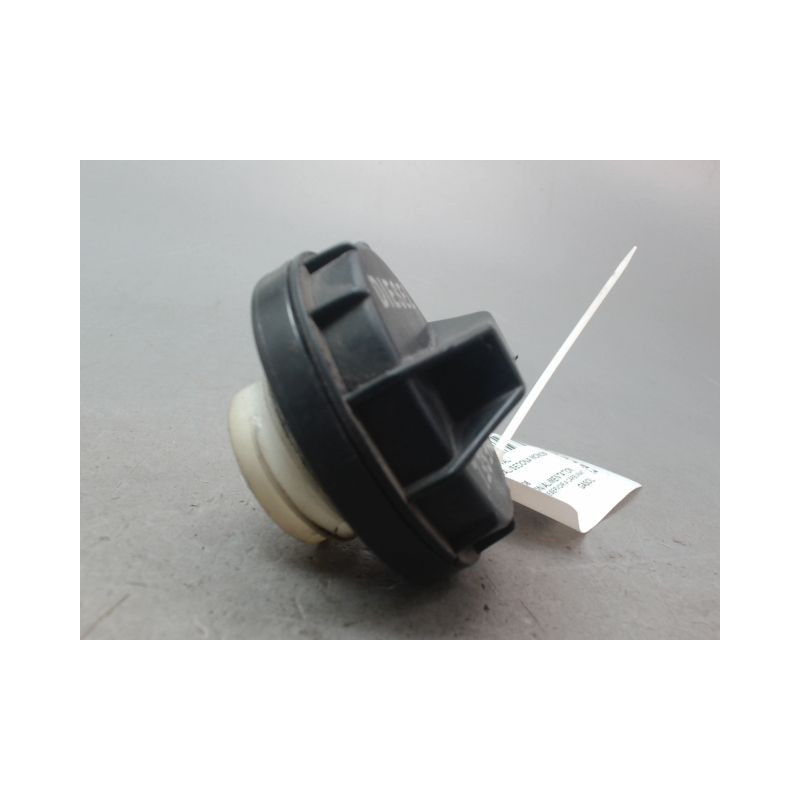 BOUCHON RESERVOIR A CARBURANT KIA CARNIVAL/SEDONA MONOSP. I 1999-2006