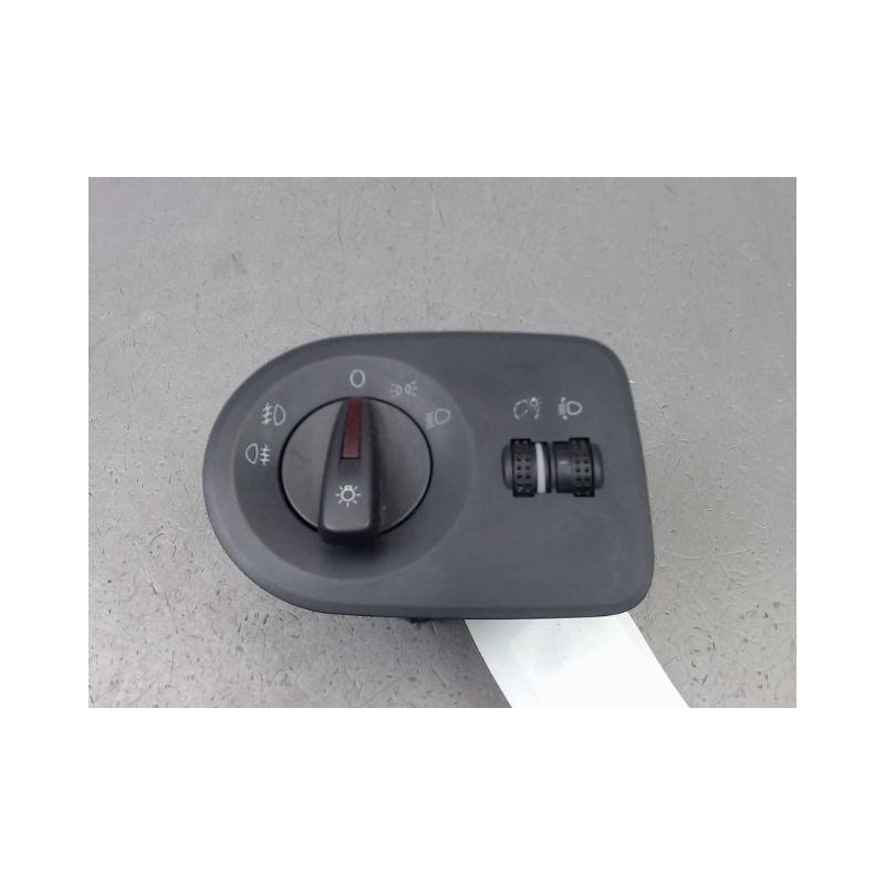INTERIEUR COMMANDE PHARES SEAT IBIZA IV Phase 1 (6J) 2008-2012