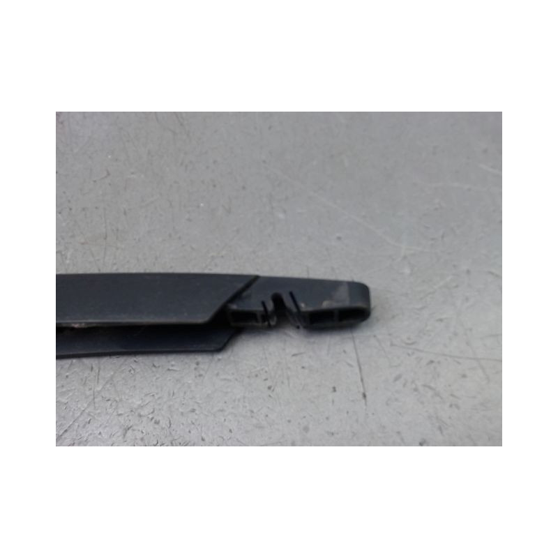 BRAS ESSUIE-GLACE ARRIERE DACIA SANDERO II Phase 1 2012-...