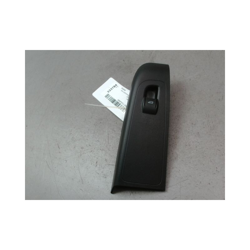 COMMANDE LEVE-GLACE PORTE AVD FORD T.COURIER