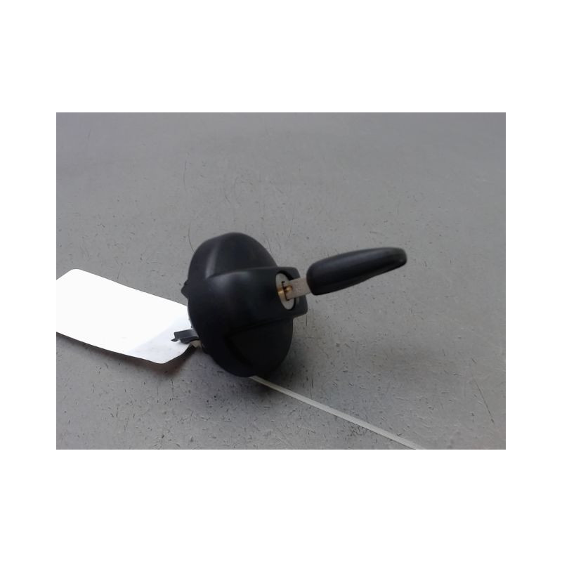 BOUCHON RESERVOIR A CARBURANT PEUGEOT 208 Phase 1 2012-...