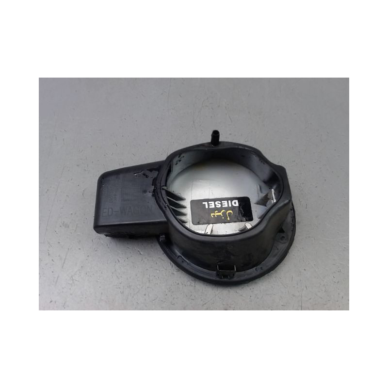 VOLET DE TRAPPE CARBURANT KIA CEE D I Phase 1 2007-2009