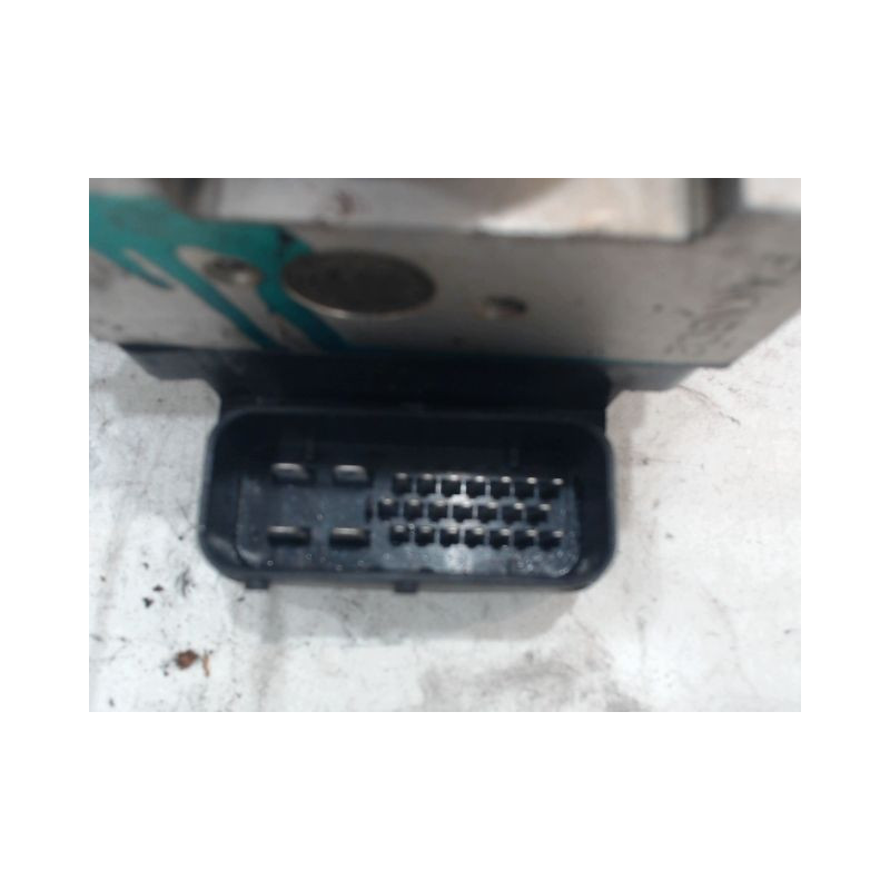 UNITE HYDRAULIQUE ABS KIA CARNIVAL