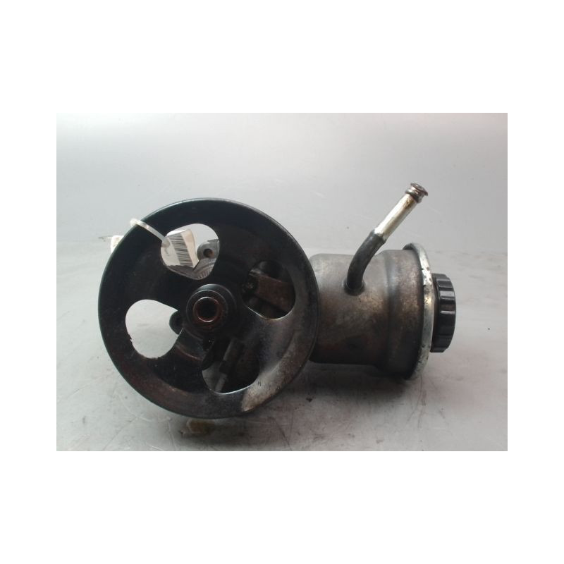 POMPE DIRECTION ASSISTEE TOYOTA YARIS I Phase 1 1999-2003