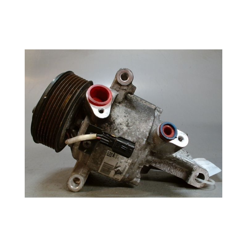 COMPRESSEUR AIR CONDITIONNE DACIA SANDERO