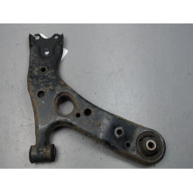 TRIANGLE INFERIEUR AVANT GAUCHE TOYOTA AURIS