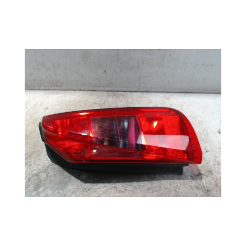 FEU ARRIERE DROIT LANCIA MUSA