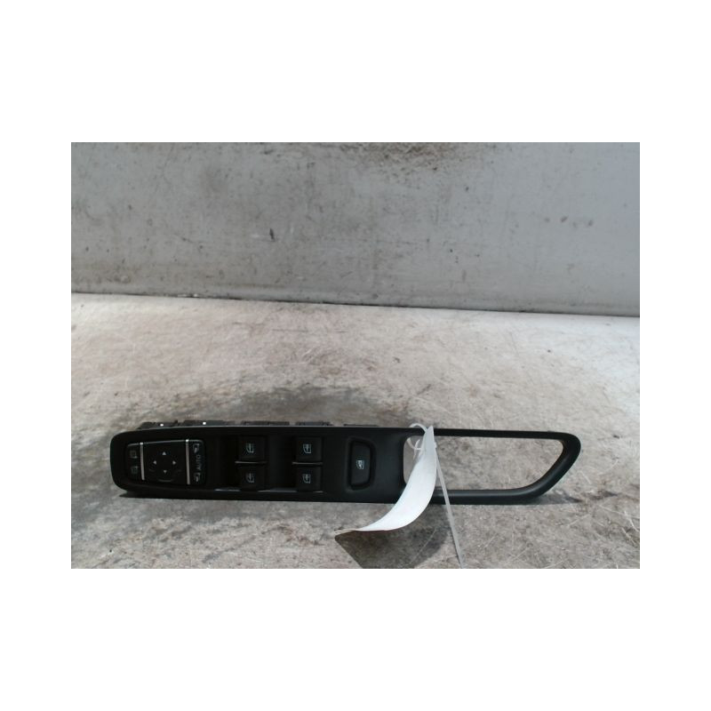 COMMANDE LEVE-GLACE PORTE AVG RENAULT CLIO IV