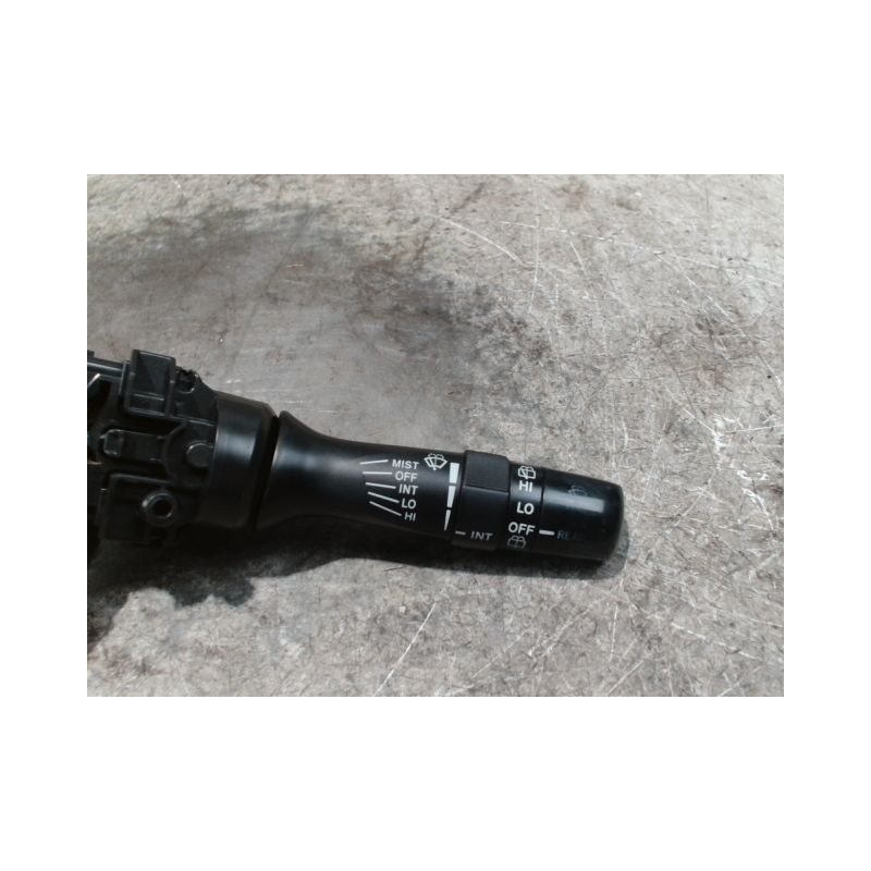 COMMANDE ESSUIE GLACE TOYOTA AURIS 2007-