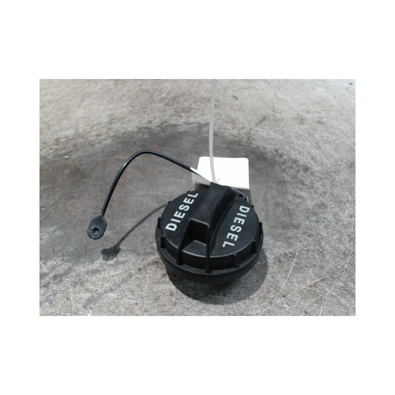 BOUCHON RESERVOIR A CARBURANT KIA CARNIVAL