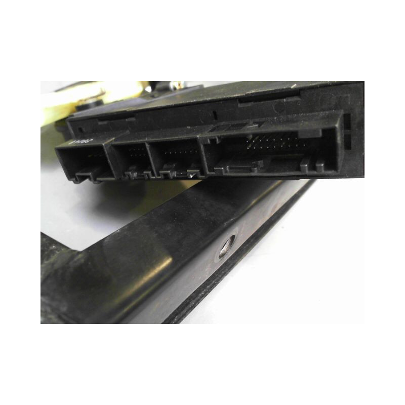 MECANISME+MOTEUR LEVE-GLACE AVANT DROIT AUDI A2